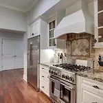8 Village Lane 100
